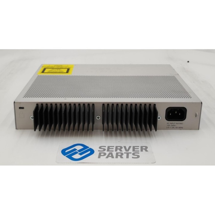 Cisco 8-portar PoE+ Switch WS-C2960L-8PS-LL