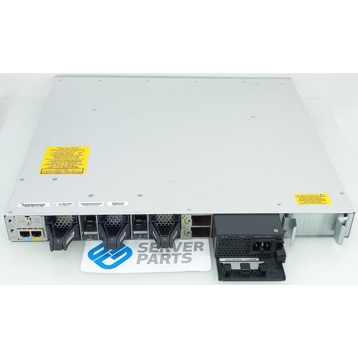 Cisco 48-portar GbE UPOE Switch WS-C9300-48U-E