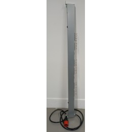 NetApp PDU 3-fas 32A 24 C13 uttag NA-PDU-003 150-00023+A1